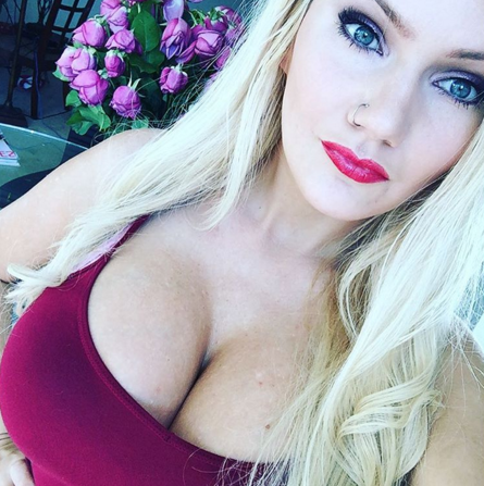ChloePlayzGames's tweet photo. Just Me <3 ( 2015 ) #bored #weekend #model #boobs #boobies https://t.co/Uh3wO7jh4b