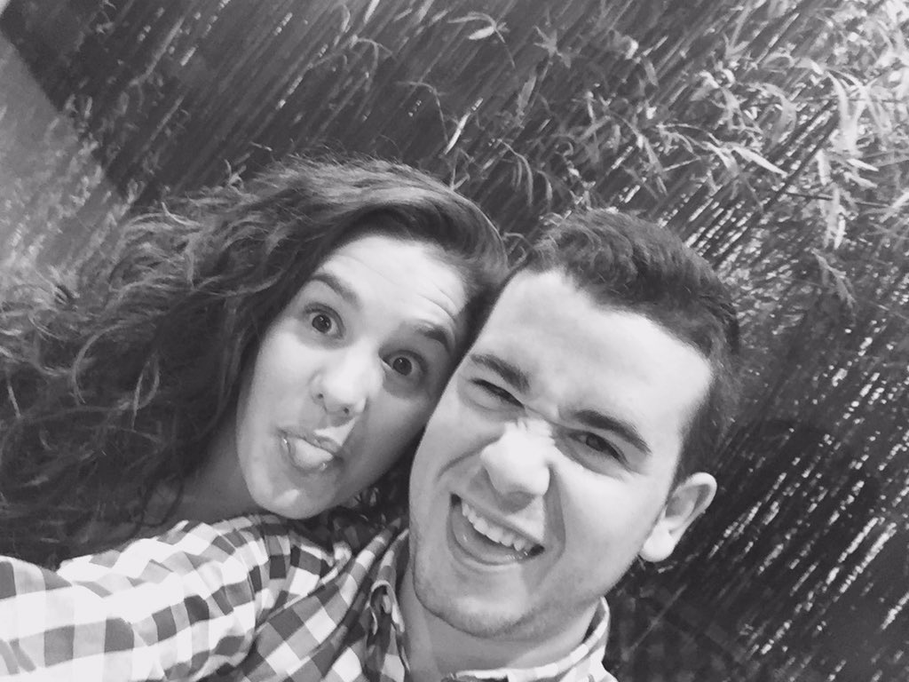 JoseRiosMorote's tweet photo. Un buen Hoy contigo,hace del Ayer un sueño de felicidad y al Mañana una visión de esperanza.Feliz cumple pequeña:) https://t.co/9WnsIkD8ia