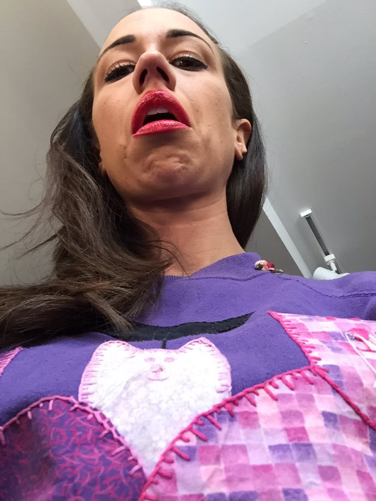 MirandaSings tweet picture