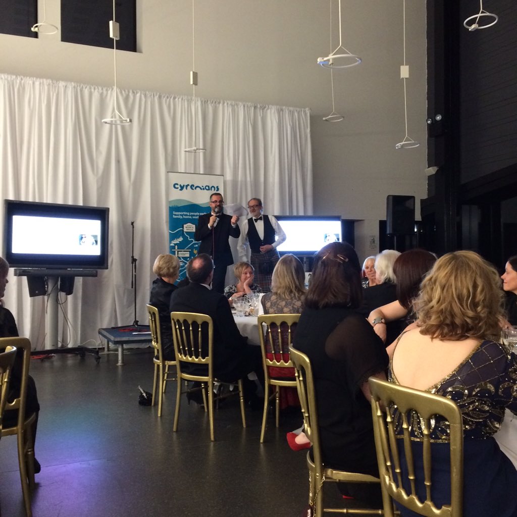 EdinburghElle's tweet photo. Auction going strong at @Cyrenians1968 #cookoff2015 https://t.co/fHqa0XK5pD