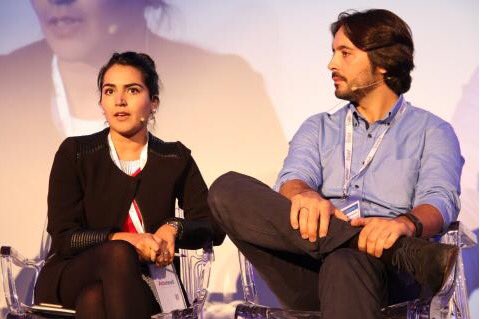 analopezh's tweet image. Blog de @futurizz: Crónica de #PureMobile2015: la importancia del #smartphone ow.ly/UBcOi #Adsmovil