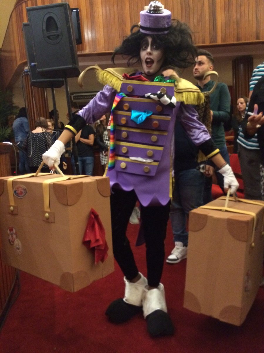 HGonar's tweet photo. La murga infantil @Paralepipedos ya tiene disfraz. Te gusta? https://t.co/y9owsWvgXu