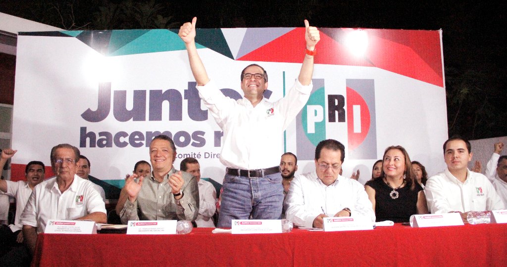EquipoColima's tweet photo. Pondré todo mi esfuerzo en la calle, al servicio de la militancia y en construir el triunfo: @nachoperaltacol https://t.co/4EWfZ5uTHC