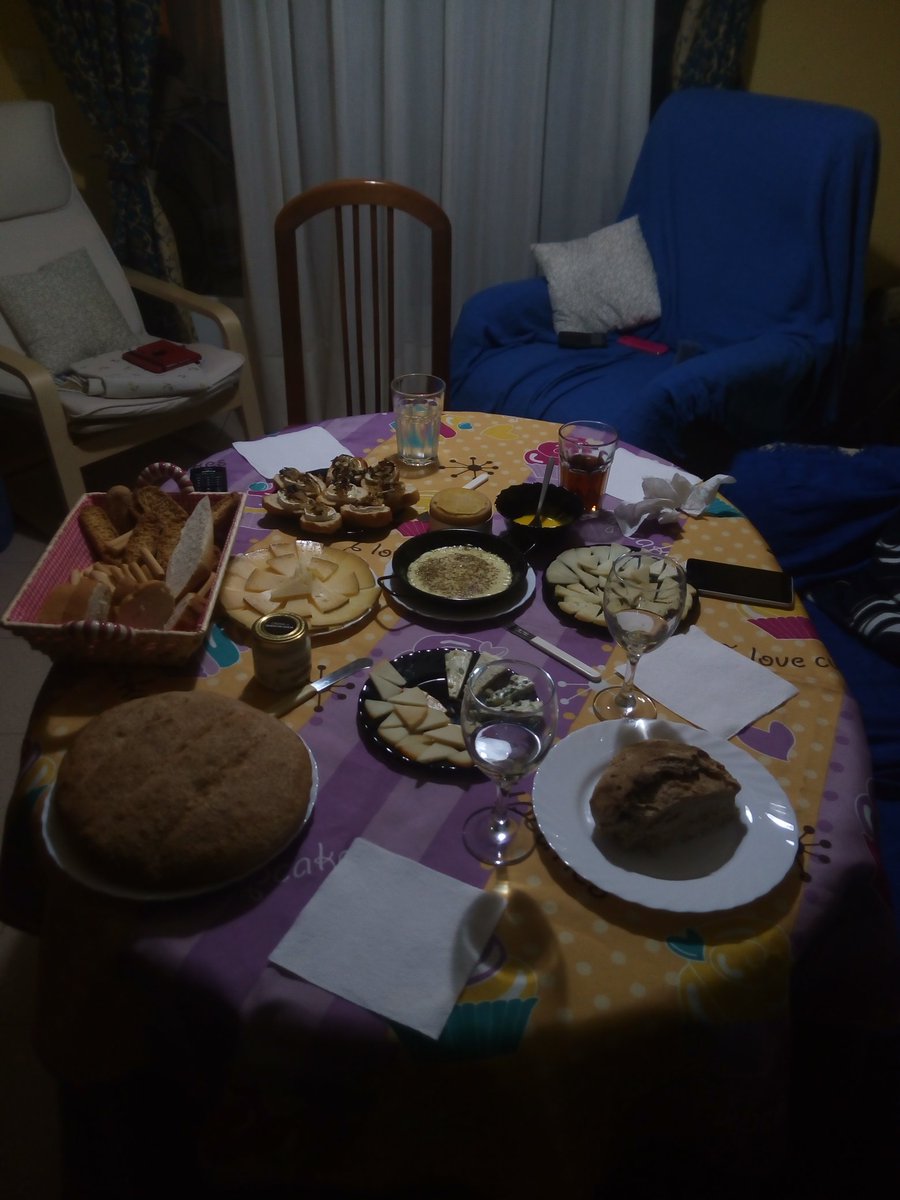 #CheeseNigth

 instagram.com/p/-UtnxzvKMs/