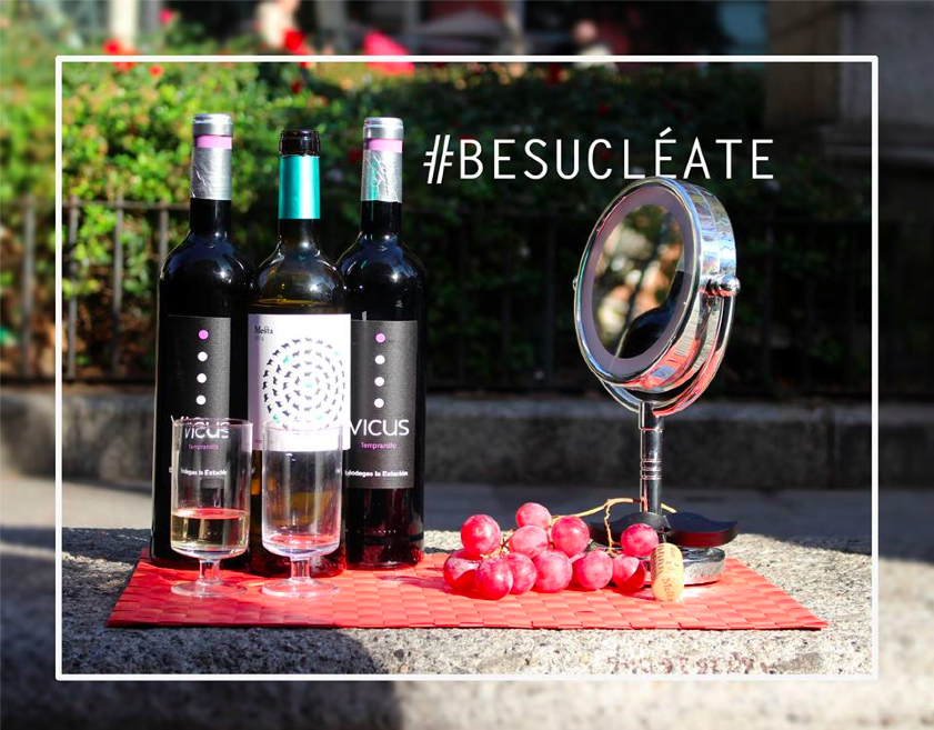 "No hay espejo que mejor refleje la imagen de una mujer que sus palabras." #Besucleate