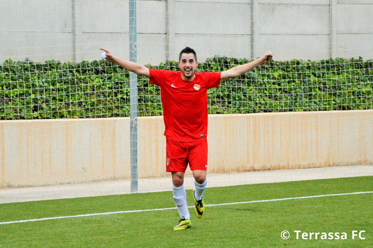 regionalfutbol's tweet photo. [TROFEO REGIONALFUTBOL AL MEJOR CENTROCAMPISTA] @cadmobm (@TerrassaFC 1906), finalista de la temp.2015/16. #TrofeoRF https://t.co/mM7BQFzCv0