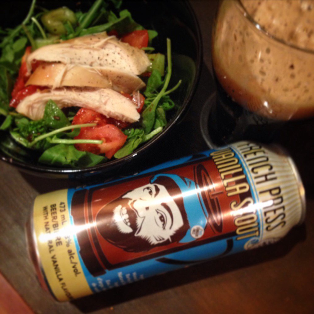 alwaysDIPAszn's tweet photo. Absolutely delicious! Worth the wait. #seasonal #vanilla #stout @DT_Brewing https://t.co/qWc4yAkrni