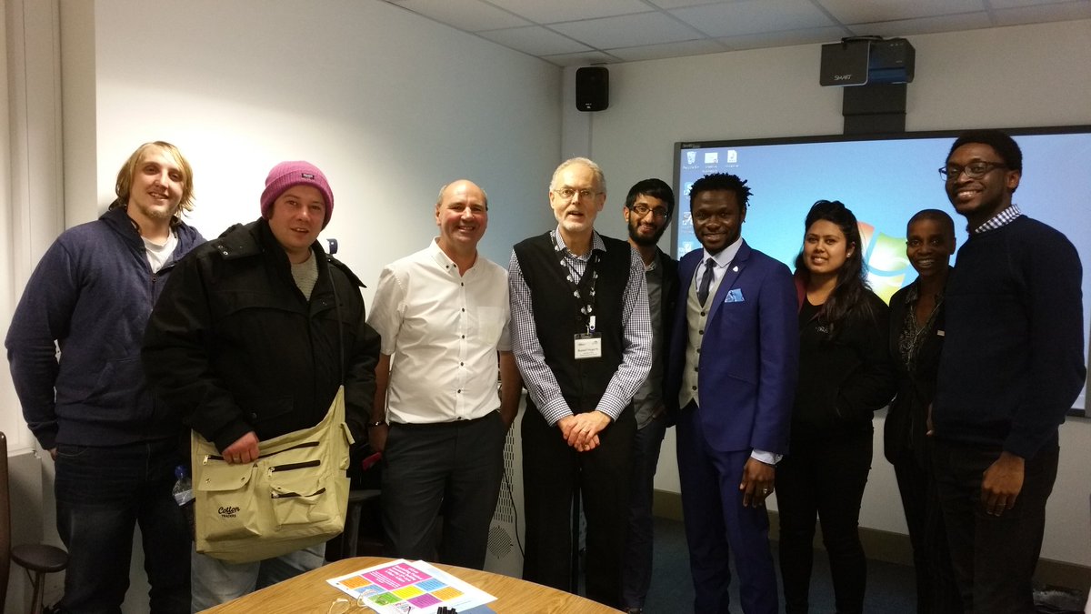 UCLanStartUp's tweet photo. Thank you @RussHogarth for staying on after a fantastic #RussTalks to carry on with more inspiration #Support https://t.co/hNr2g1qIjm