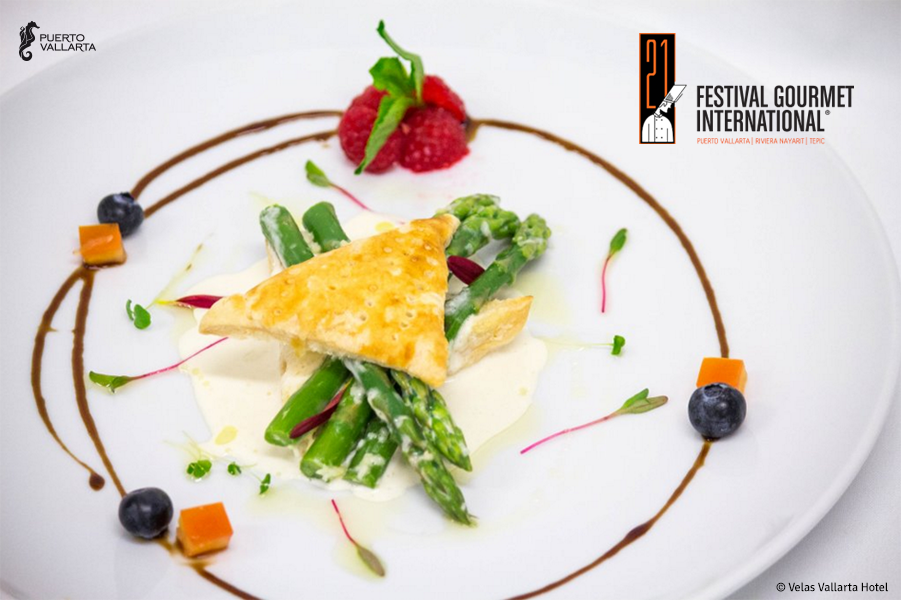 PuertoVallarta's tweet photo. ¡Este fin de semana disfruta los últimos días del Festival Gourmet Internacional! #FGI21 https://t.co/8RaJ4FZyEy https://t.co/Lj6E3gDbDk