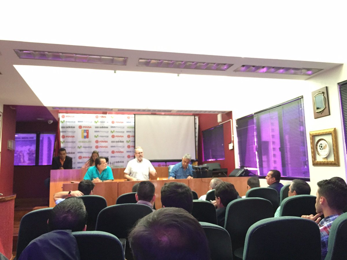 Hoy estuvimos reunidos con la <a href="/FVF_Oficial/">FVF</a> para establecer fechas tentativas del Torneo Apertura 2016 del #FUTVE