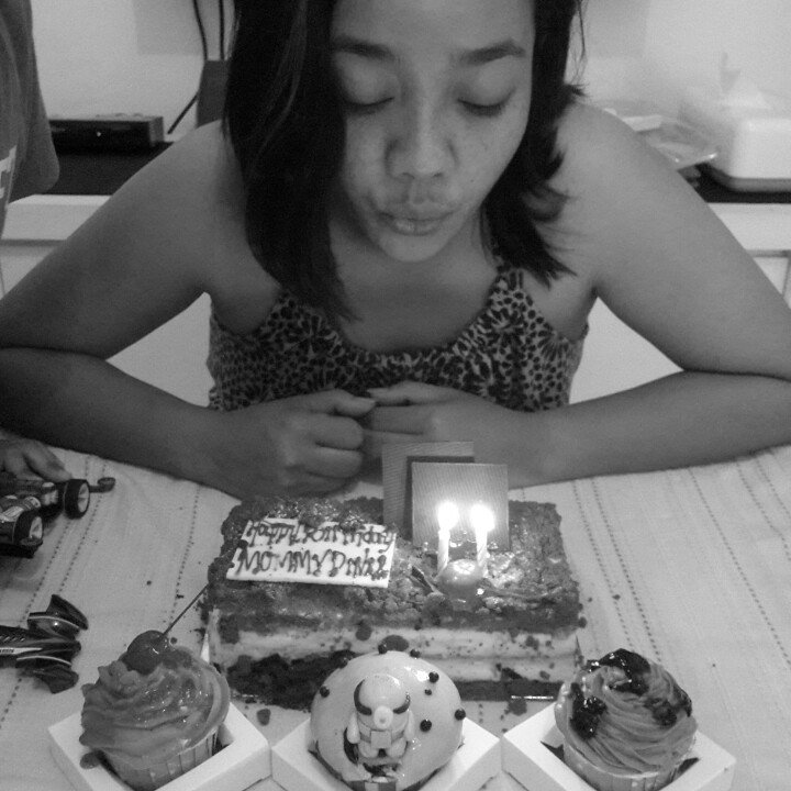 DananDNA's tweet photo. Happy Birthday Mommy @DinarHapsari. Wishing you miles of smiles in the coming years. Love ya. https://t.co/qQeR9Ew7mE