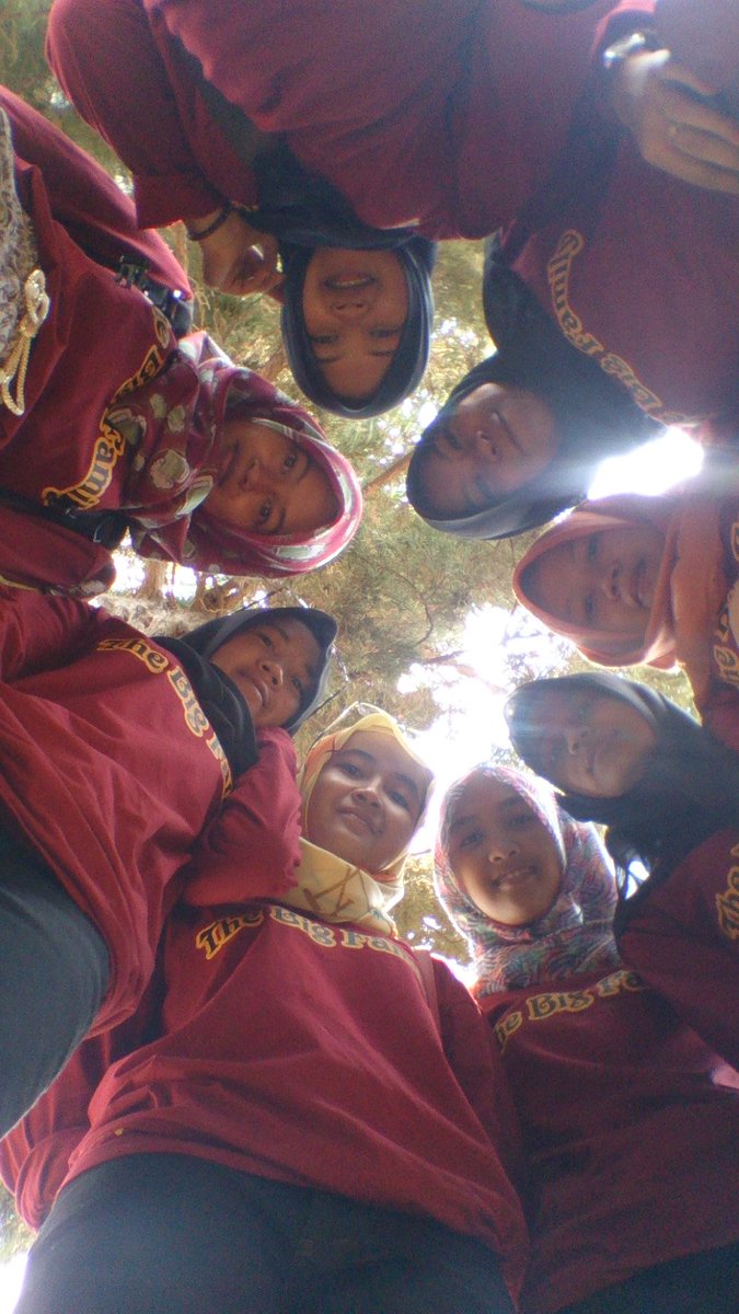 LestariDwil's tweet photo. Kebersamaan itu indah ({}) https://t.co/HB4C3TxFhm