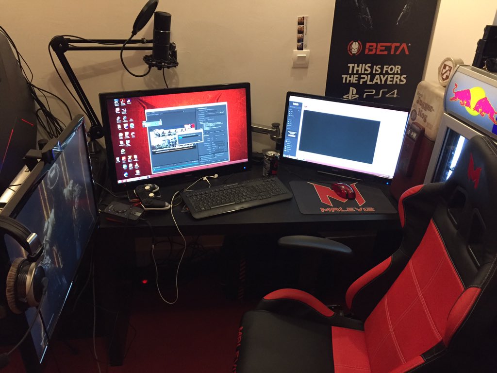 MrLEV12's tweet photo. On est prêt pour demain 10h... 
RDV sur twitch! Abonnez vous ici : 
https://t.co/f0sCeKk8kI https://t.co/AQ5dNKqwIS