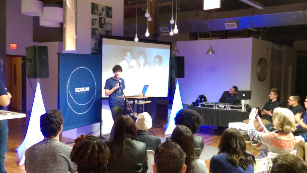 PurposeofEnd's tweet photo. .@teampovizio @josephjguerra @nightshiftclt looking to making a difference with a poverty app for @myUWCC https://t.co/uxUoltNeyW