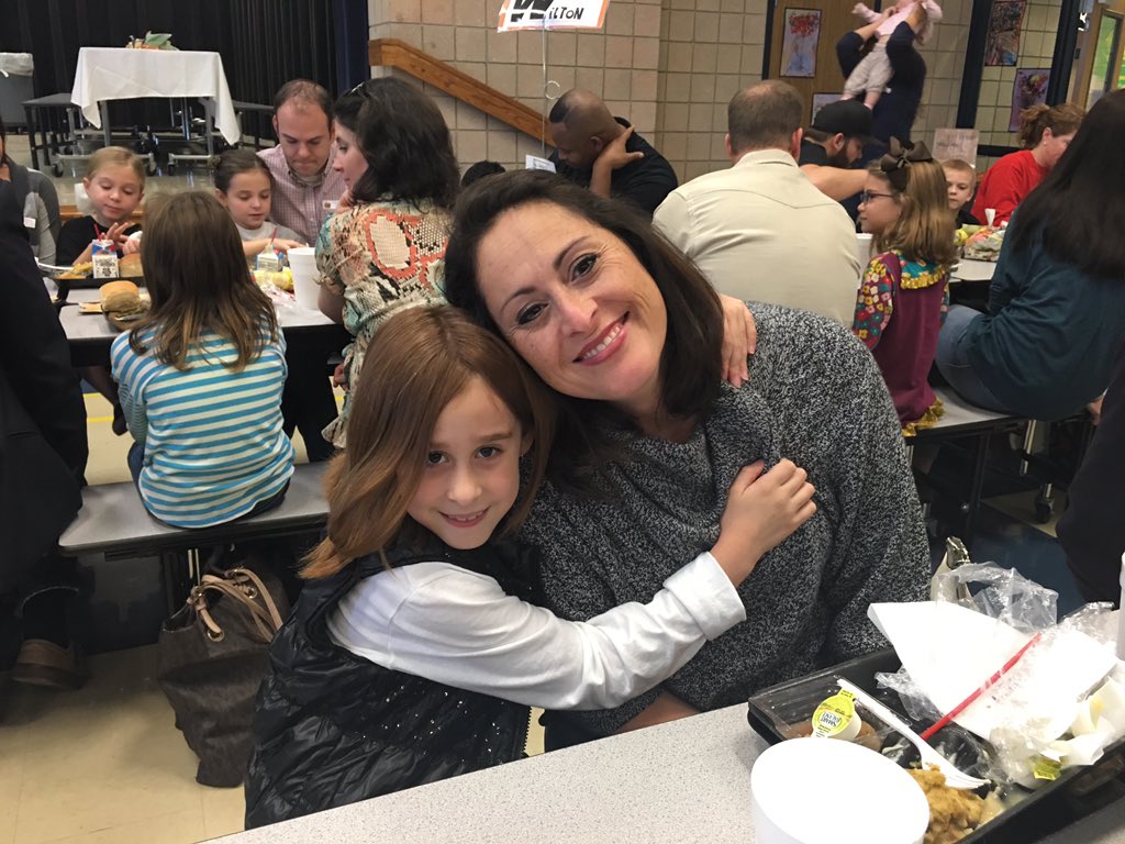 WoodwayElem's tweet photo. Happy Thanksgiving! #T2015 https://t.co/Ix2knnxaMR