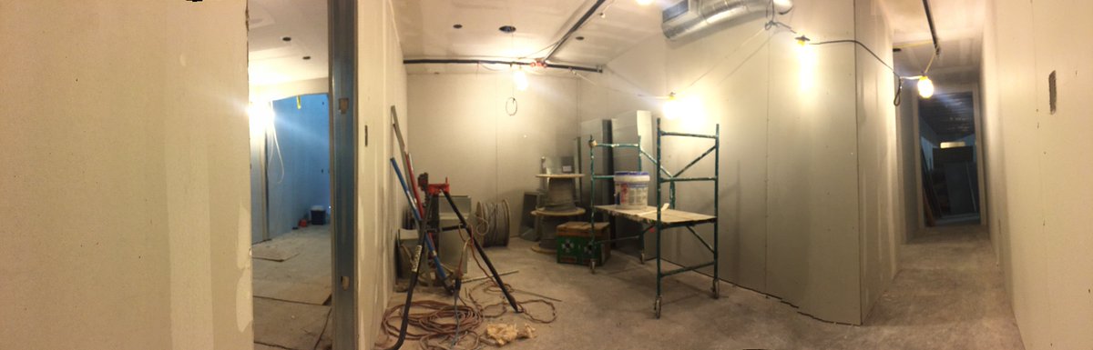 InterActThtrCo's tweet photo. #DrakeUpdate: "Actors, you have two months til curtain. Thank you, two months!" Check out our beige greenroom! https://t.co/wg0iVqru3x