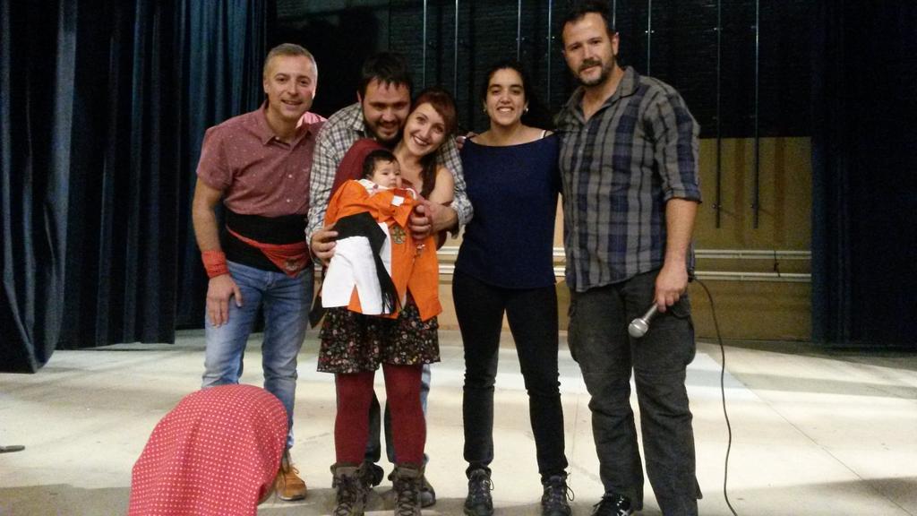 I la carallota #méspetita tb té camisa i conjunt #SantVicençdelsHorts #orgulldecolla