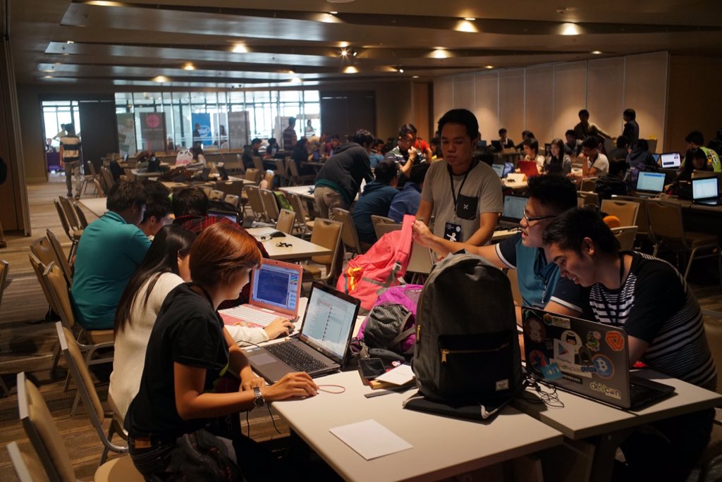 archondigital's tweet image. Photos from #DLSUHackercup2015 @DLSUManila #OpenData #OpenDataPH