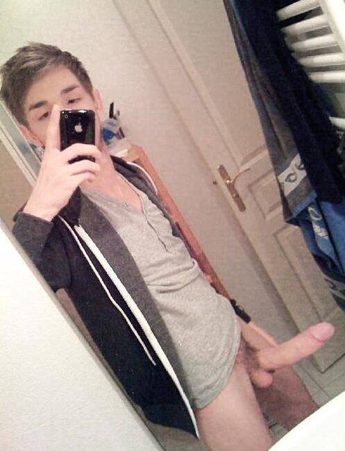 Tupinchenovio's tweet photo. 😏💦 https://t.co/uQsNyFwvV3