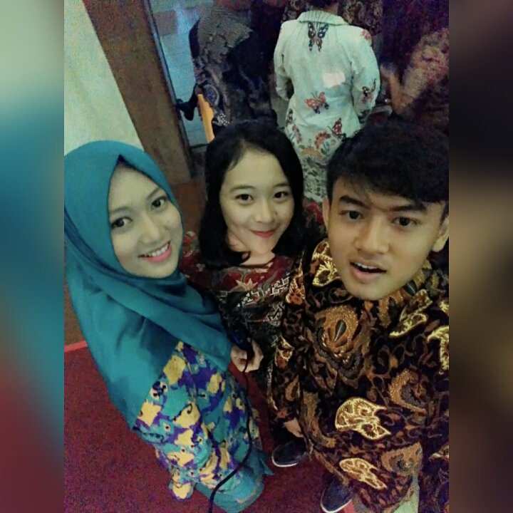 Majid_Ali11's tweet photo. Ini kami IKAMURA , saat pemilihan Mas dan Mbak Jateng 2015.🙌😘 https://t.co/aUnJL2bUky