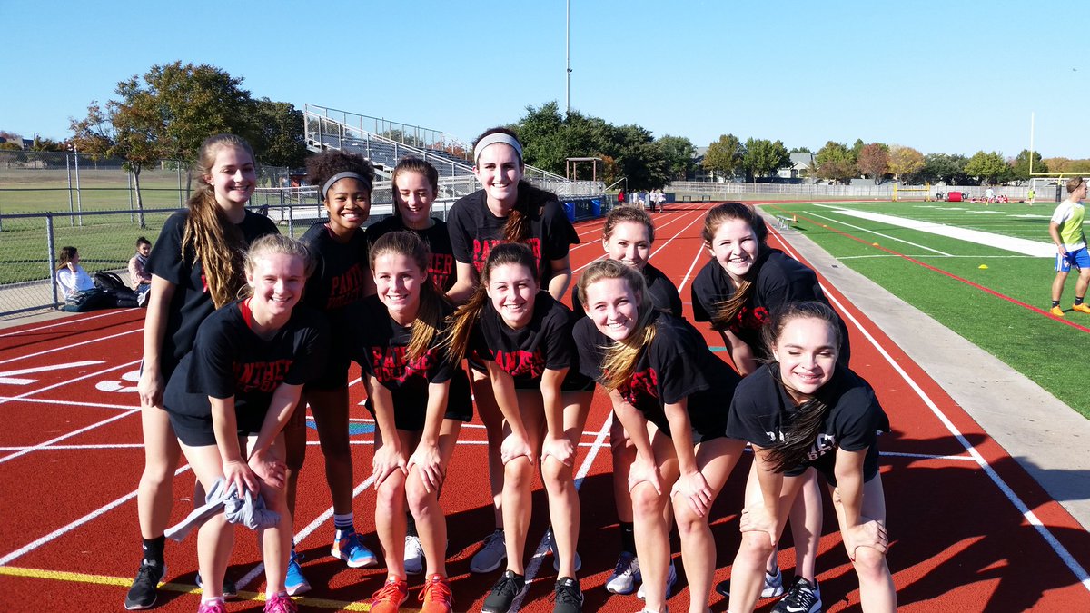 CHHSVolleyball's tweet photo. So proud of these kids and all their hard work this week before the break! Smiling after the run! #5Aherewecome https://t.co/bB8v48SokR