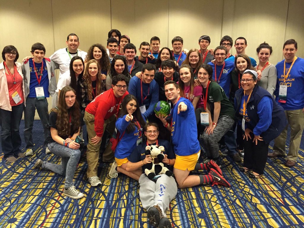 NFTYOV's tweet photo. Friends are forever but Jewish friends are fivever! Happy #FriendFriday #ovwinter16 https://t.co/z56O1PnCer https://t.co/pssFq4lz9q