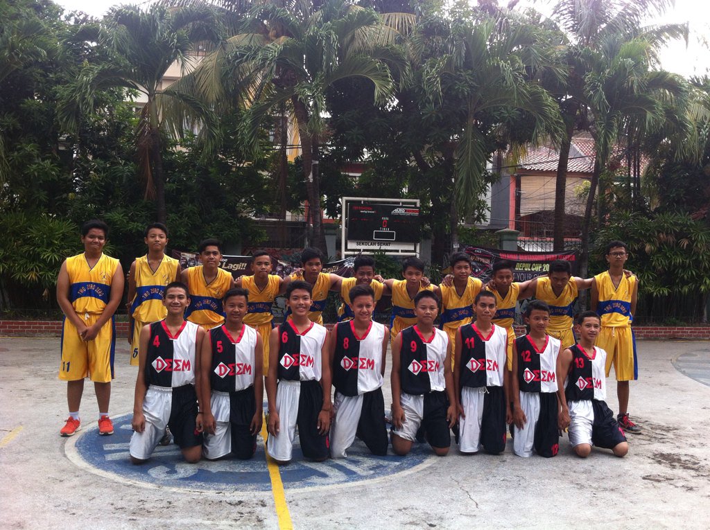 80'Basketball tweet media