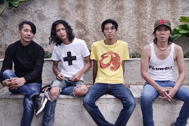 RollingStoneINA's tweet image. Bimbim Slank buat 2 paman, dua keponakan jadi sebuah The Sidhartas bit.ly/1WK73gc