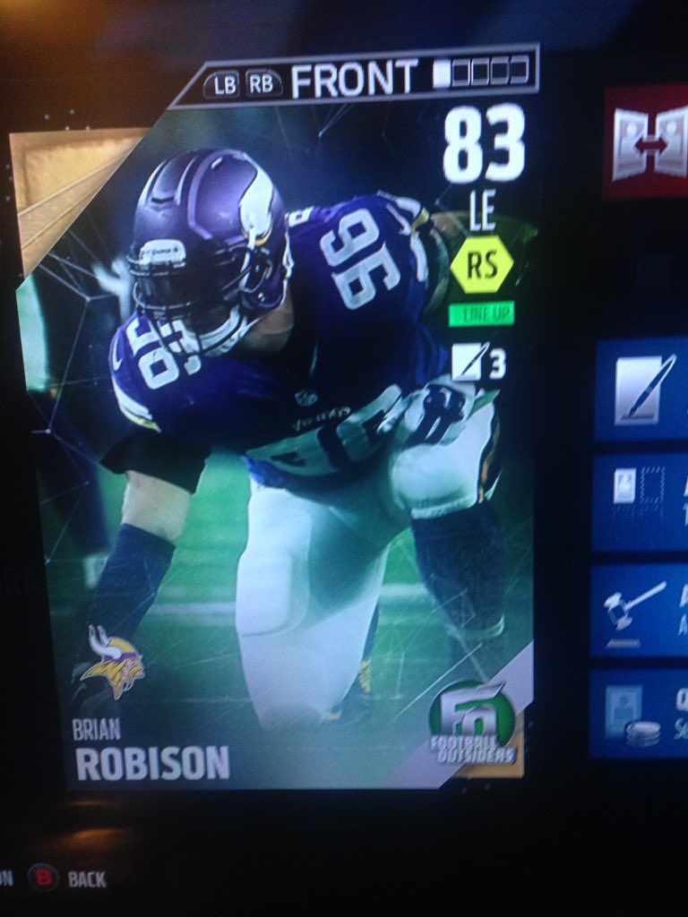 Shad0wmeld's tweet image. Small giveaway 3/3. Rt and follow. Ends on thanksgiving.