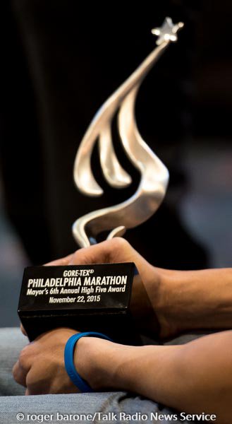 TalkRadioNews's tweet photo. 2015 @PhillyMarathon  weekend kicks off as Mayor @Michael_Nutter presents #HighFiveAward to #GlennHartrick @DPBell https://t.co/tI6TNMqyXB