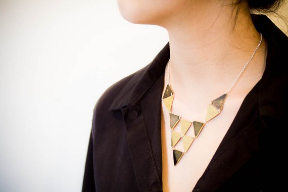 v2designworks's tweet photo. A Geometric Masterpiece. https://t.co/DEpnSUSNZh #etsymntt https://t.co/bbobMlRHab