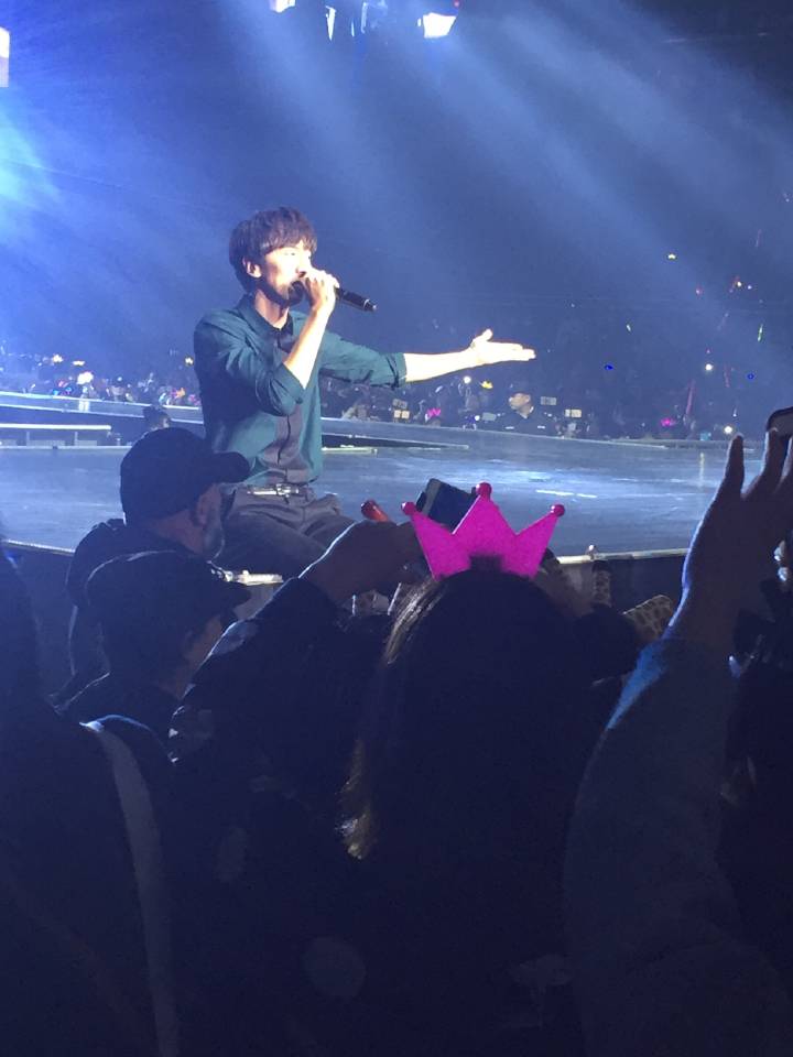LKSWORLDWIDE's tweet photo. 151120 RunningMan Race Start S3! Special Tour Live in Nanjing - #LeeKwangSoo 😍♡ (credits to 2015RM跑男嘉年华) https://t.co/zQWY1etNVI