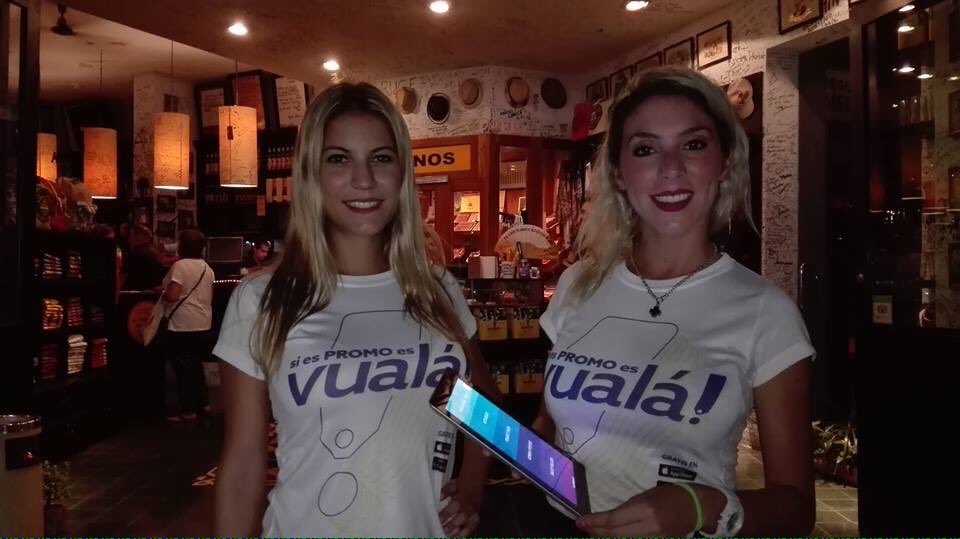 vualaapp's tweet photo. Ya estamos en #LaBodeguitaDelMedio! Ven por tu #Mojitos Gratis! #playadelcarmen #siespromoesvuala https://t.co/VyuKw1Br9V