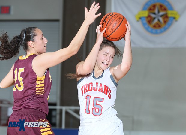 JimRedman2170's tweet photo. MaxPreps @Jimredmanmp shoots @SohoHigh vs @dpisdathletics Images @ https://t.co/9Vqc8PGXwj          @TXInvitational https://t.co/uaYHfTACg6