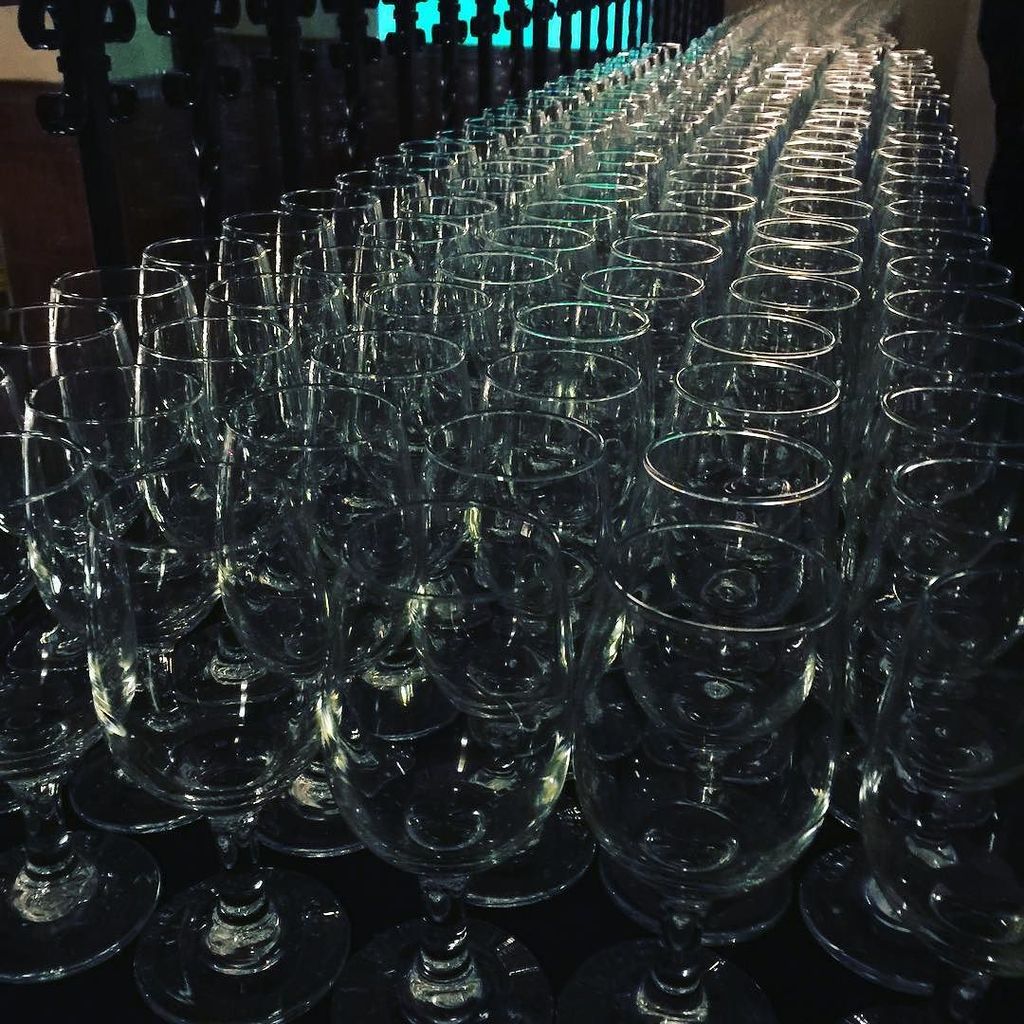bkajino's tweet photo. Ready for wine. #bn2015 https://t.co/qQWQ8l8El4 https://t.co/oihgBmLmJl