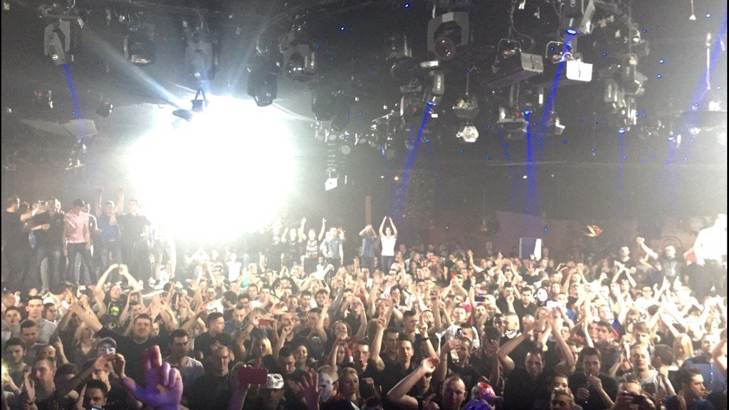 dj_angerfist's tweet photo. Merci Cap'tain! Excellent vibes ✊🏼✊🏼✊🏼 https://t.co/w8ULrZp4aD