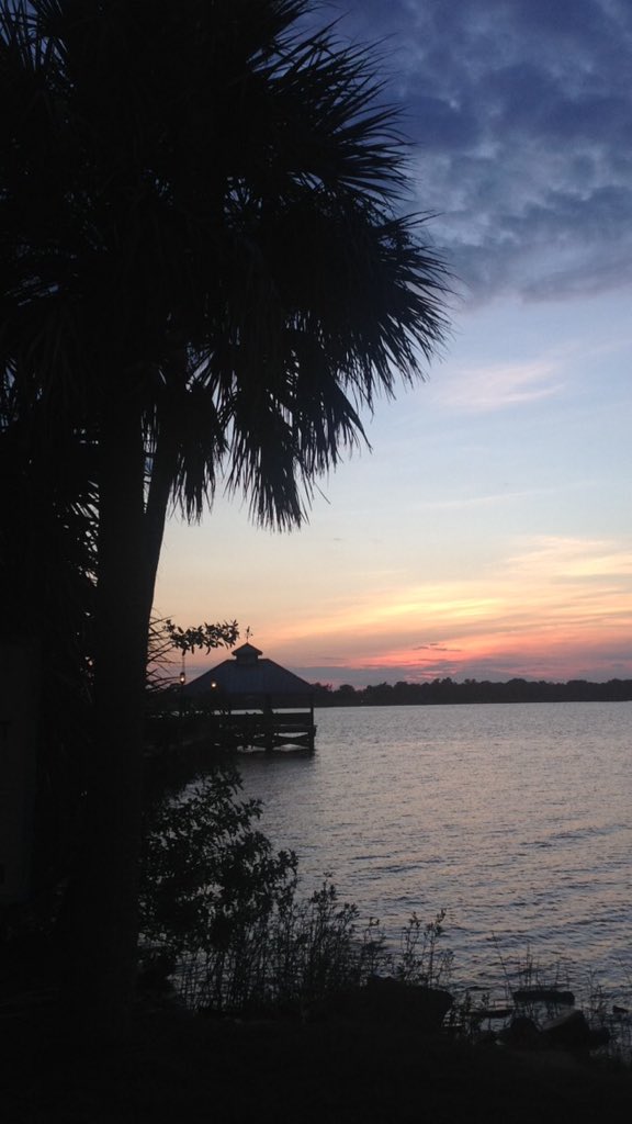 AllieCole's tweet image. We all have that special place. #ThinkingSpot