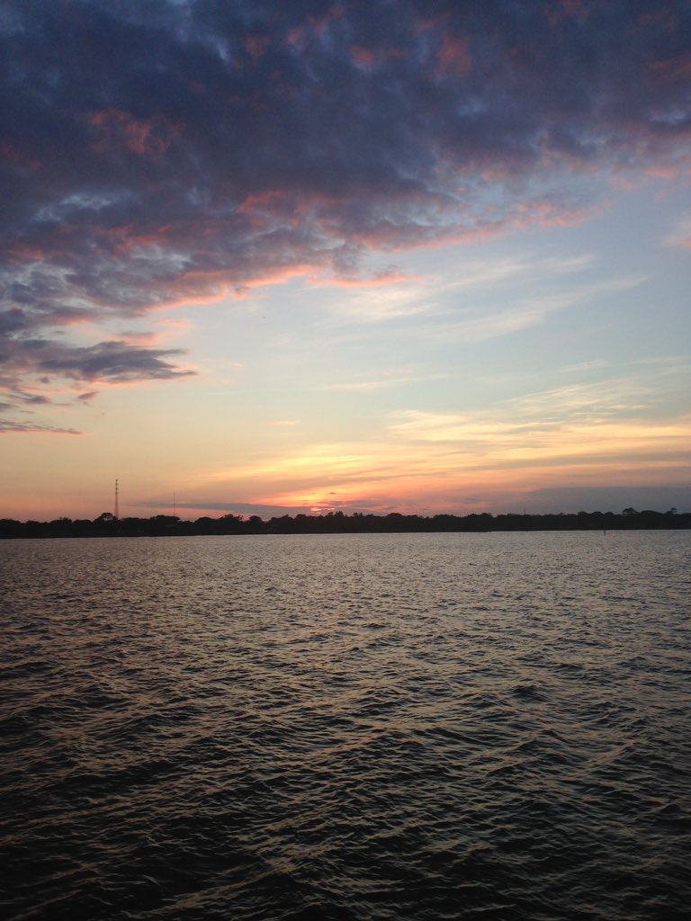 AllieCole's tweet image. We all have that special place. #ThinkingSpot