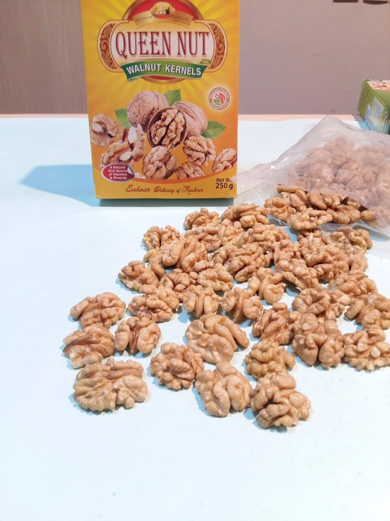 dynamicresourse's tweet image. Walnuts Kernal