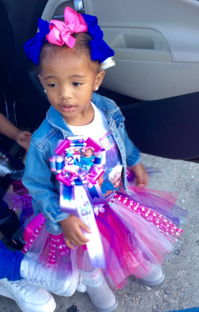 Sunn_Shinee6's tweet photo. That's my Niyah That's my Niyah 😘🎈🎊🎉👭 Her 2nd Birthday Party ! https://t.co/CZ89vhRFK7