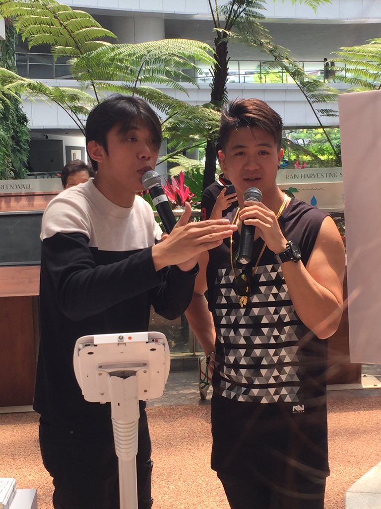 fantestics's tweet photo. Weiliang and Maxi at ITE CC financial talk https://t.co/eCQ4r6bdOI