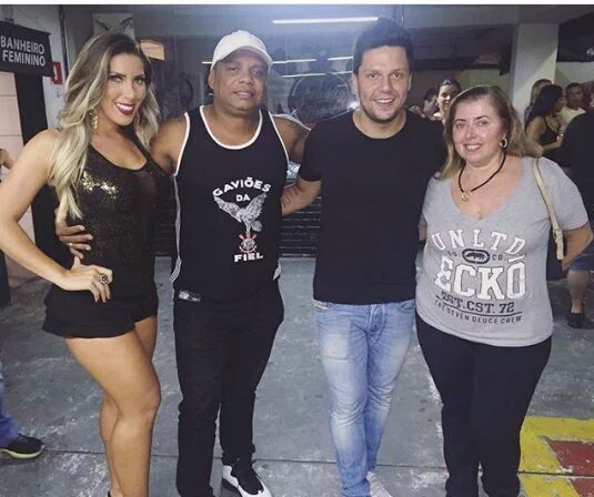 APMinerato's tweet photo. Família! https://t.co/ooX1MZC9S5
