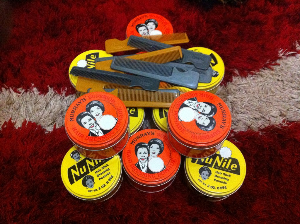 Mrpomade1's tweet photo. UNTUK HARI INI COD DI BEKASI TIMUR BRO MURRAYS IDR 80.000 +BONUS SISIR SAKU :D https://t.co/L070gA5rqj