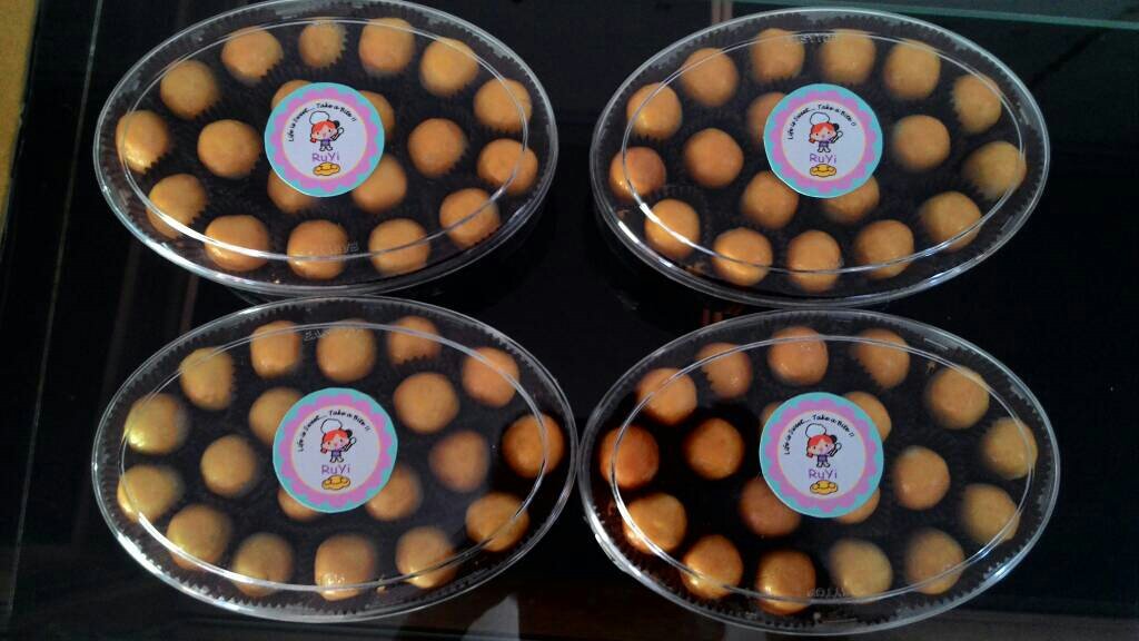 Jual nastar klasik hanya Rp 45.000, lihat gambar klik tokopedia.com/ruyi/nastar-kl…