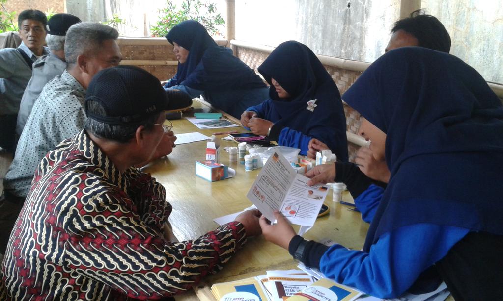 MRI_bdg's tweet photo. Pemeriksaan kesehatan o/ relawan @ACTBandung di acara launching kampung kreatif kota bandung
@ridwankamil @MRIPusat https://t.co/nvRLQWGa2H