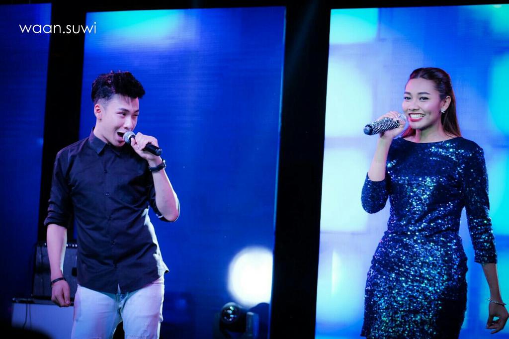 waan_suwi's tweet photo. #ตั้มแก้ม  งานภายใน OSS Sup'Tar Party KTC (20-11-2015) https://t.co/eL7kO7C5y4