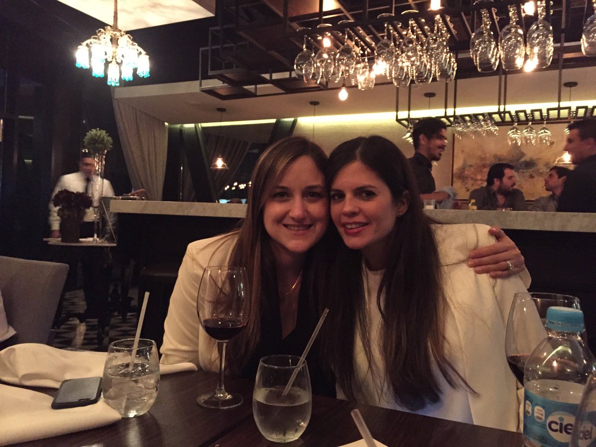 3etina's tweet photo. Aqui checando lo mejor y mas nuevo de monti!! (@ Gaston Brasserie) https://t.co/oPznsUrjcB https://t.co/Eby2Wa6G04