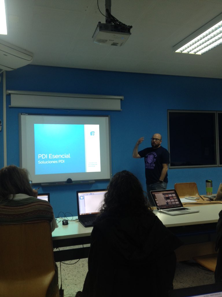 lab_possible's tweet photo. Comenzamos nuestro curso de PDI #mastertac @lab_possible LaSalleMAD @sergiotic https://t.co/Ltia2s3tXf