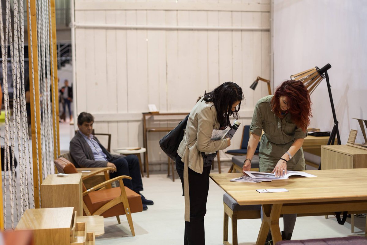 StructuraStudio's tweet image. Impressions from the fair. Our great oak table - TS2 within Shamliza showroom. Photos by: Nemanja Kneževic #BFF2015