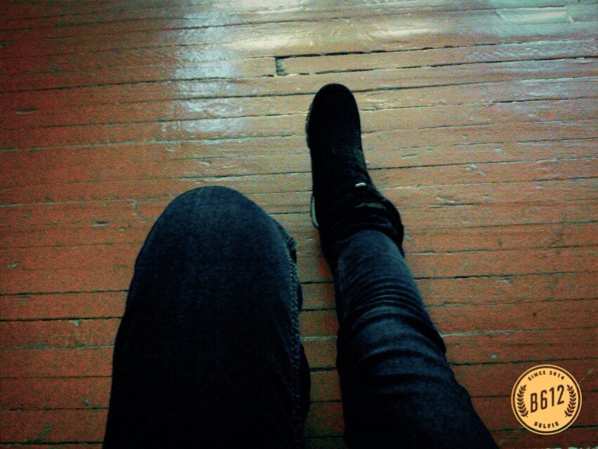 lin_wolf13's tweet image. #хех #лентяй #ногаболит #выступление #11:00 по МСК))) 😂😂😂😂😂😂😂😂😂😂😂😂